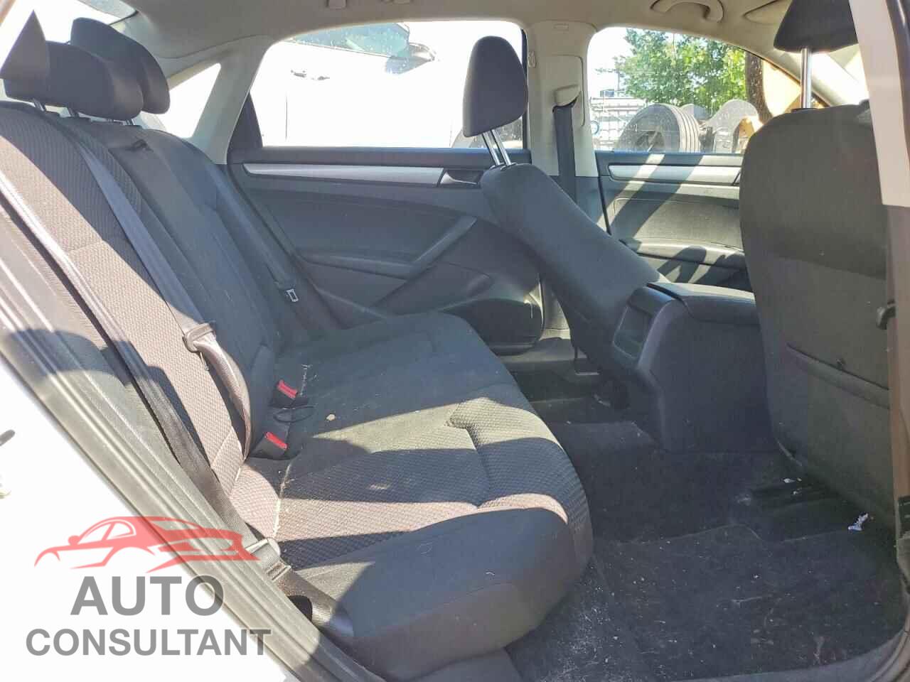 VOLKSWAGEN PASSAT 2014 - 1VWAN7A39EC002081
