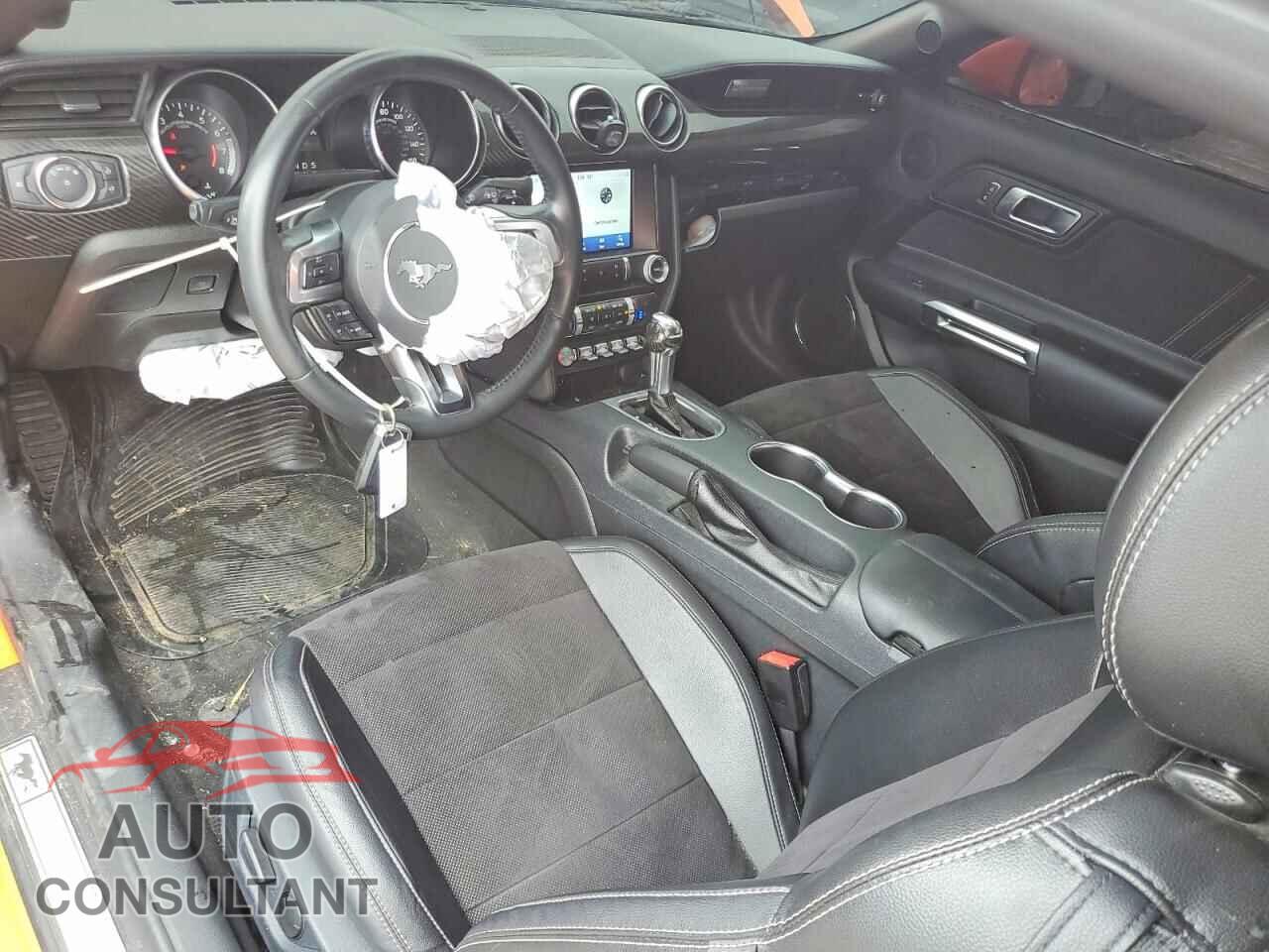 FORD MUSTANG 2021 - 1FA6P8TH2M5156433