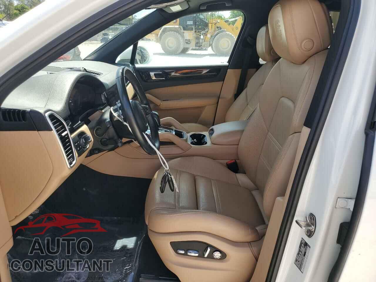 PORSCHE CAYENNE 2021 - WP1AA2AY2MDA05988
