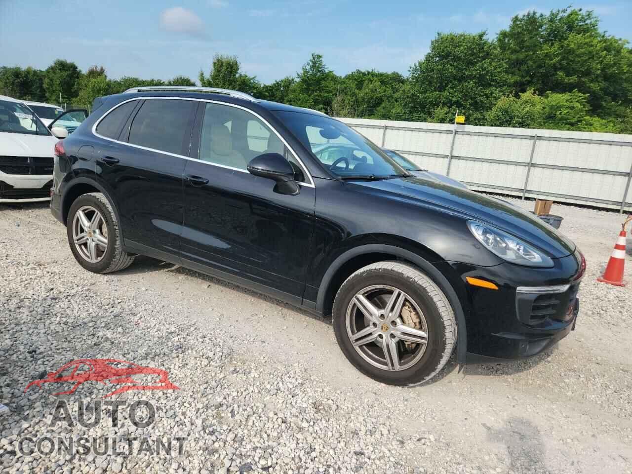 PORSCHE CAYENNE 2016 - WP1AB2A2XGLA94535