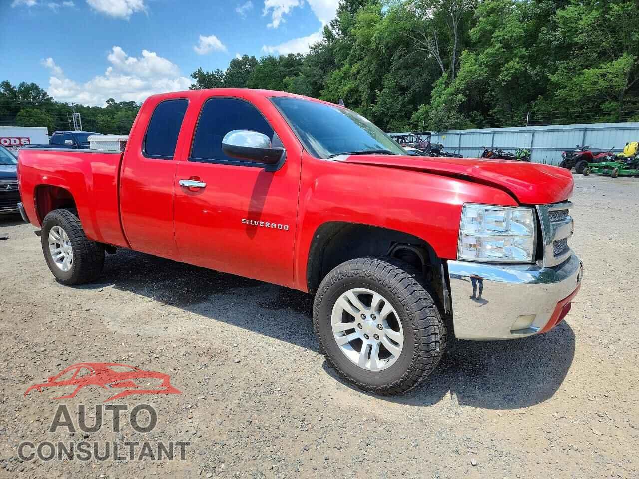 CHEVROLET SILVERADO 2012 - 1GCRCSE06CZ109677