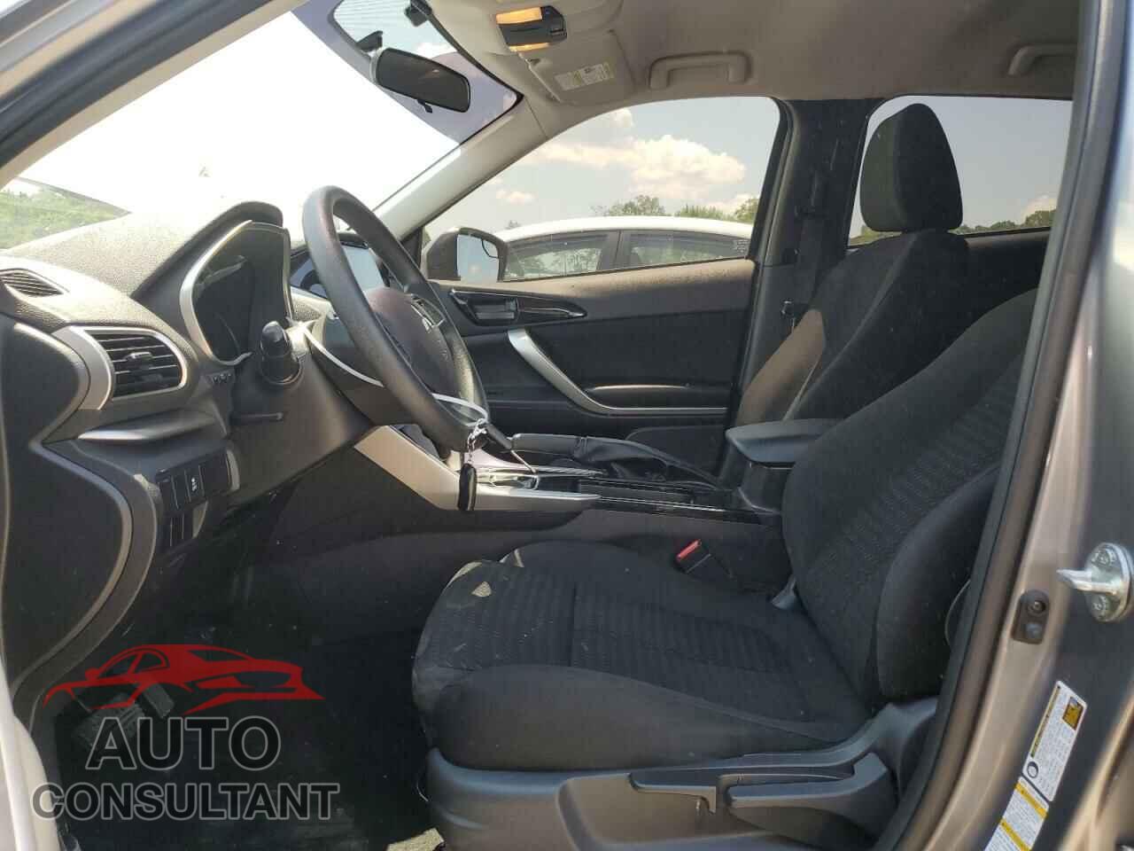 MITSUBISHI ECLIPSE 2019 - JA4AT3AA1KZ028743