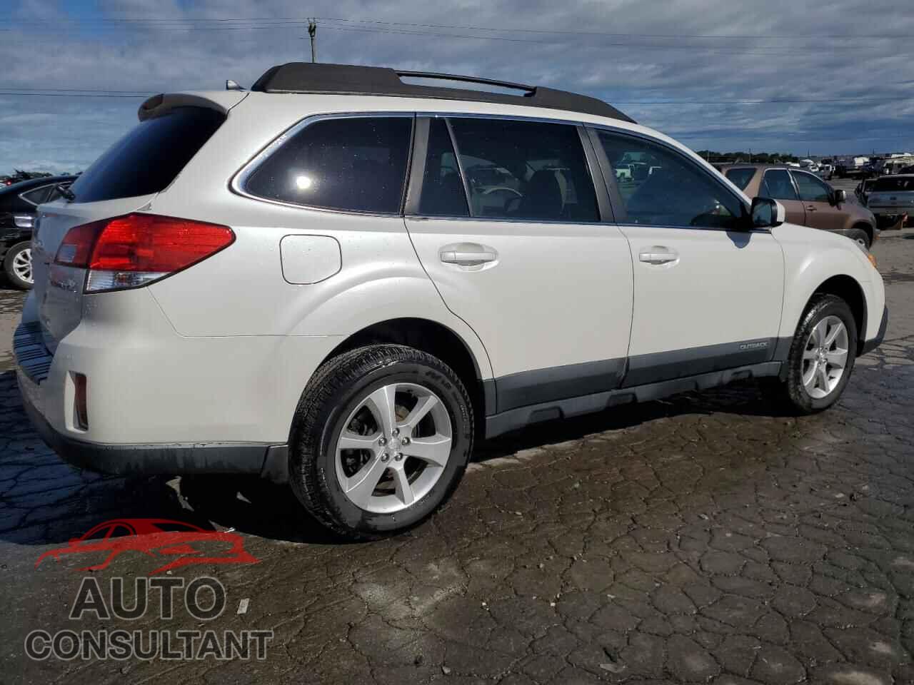 SUBARU OUTBACK 2013 - 4S4BRCPC2D3201205