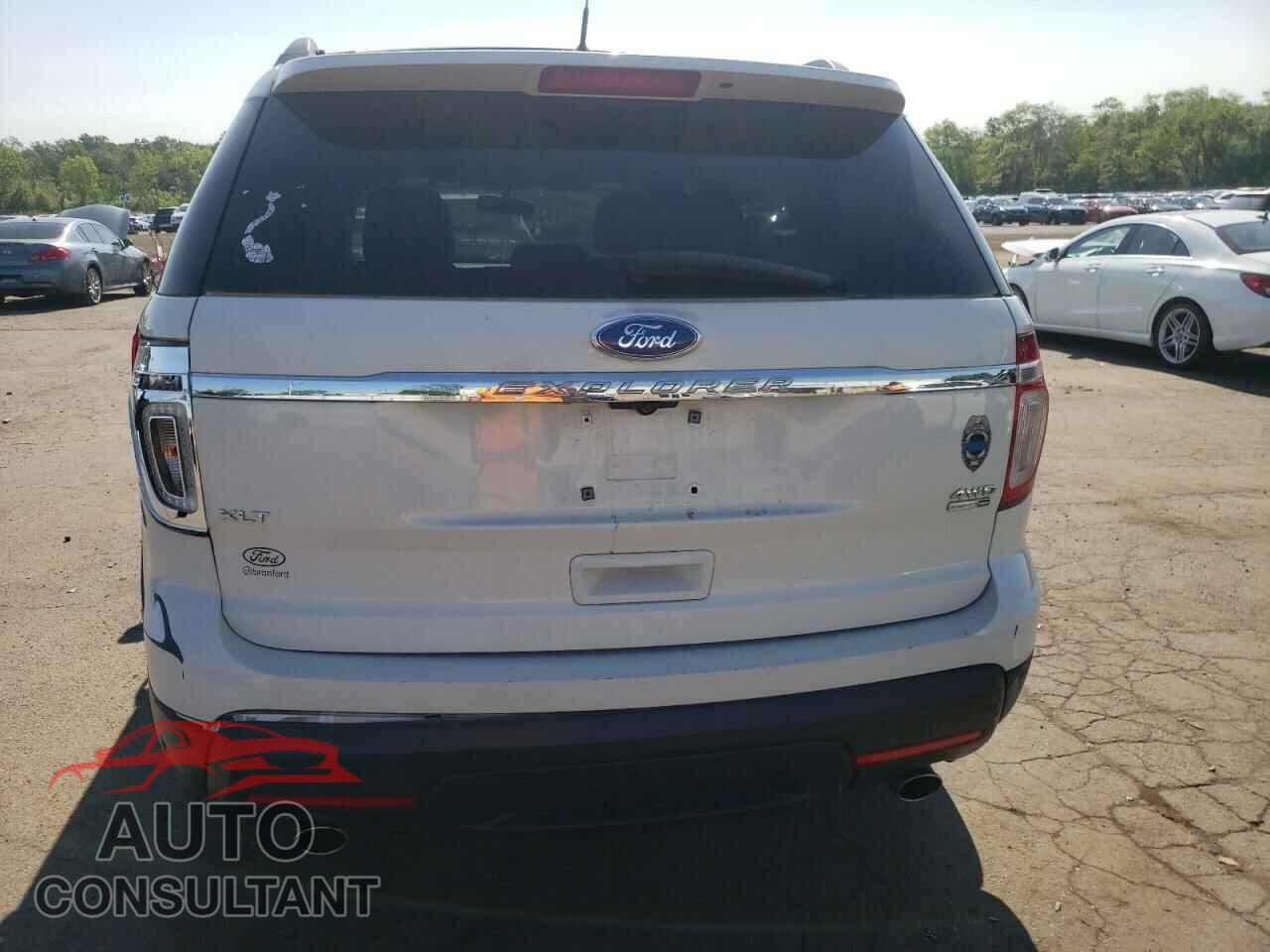 FORD EXPLORER 2011 - 1FMHK8D82BGA55387