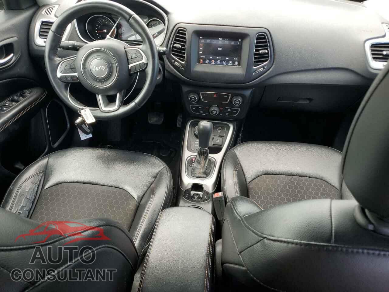 JEEP COMPASS 2018 - 3C4NJDBB6JT206470
