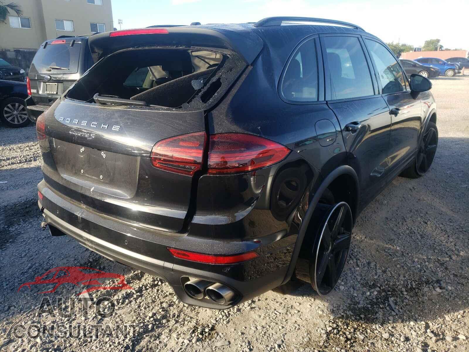 PORSCHE CAYENNE 2017 - WP1AB2A24HLA51813