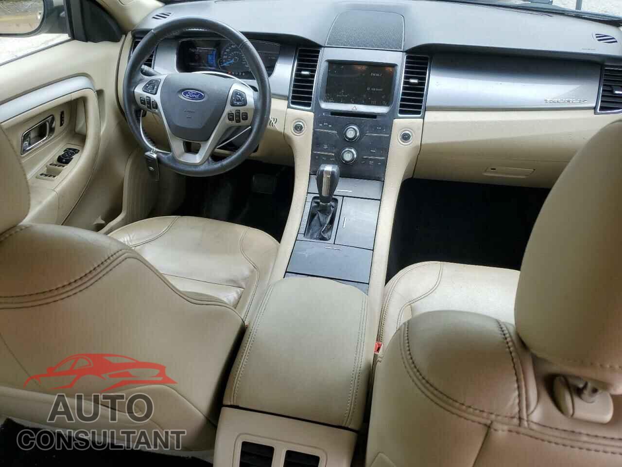 FORD TAURUS 2017 - 1FAHP2E89HG113351