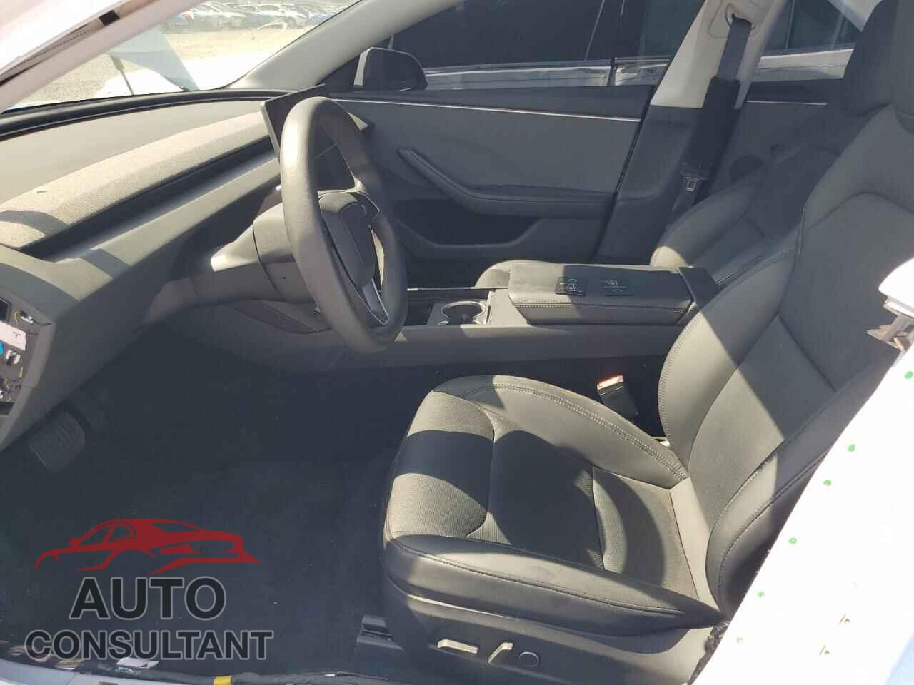 TESLA MODEL 3 2024 - 5YJ3E1EA5RF756458
