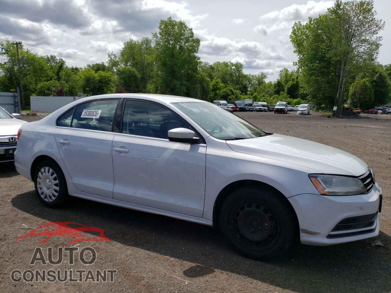 VOLKSWAGEN JETTA 2017 - 3VW2B7AJ6HM371012