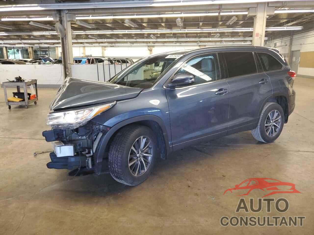 TOYOTA HIGHLANDER 2017 - 5TDJZRFH8HS474539