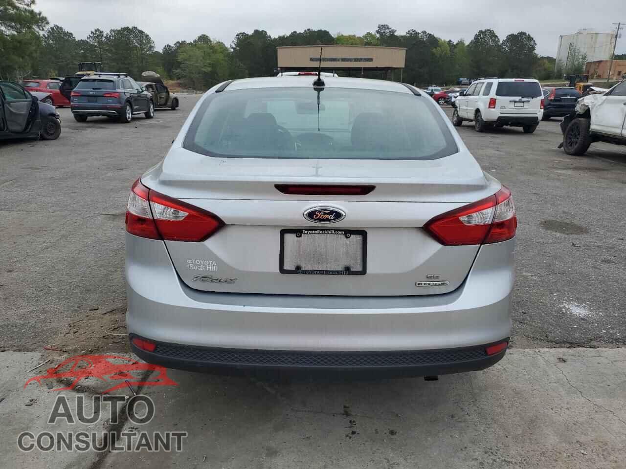 FORD FOCUS 2014 - 1FADP3F26EL122090