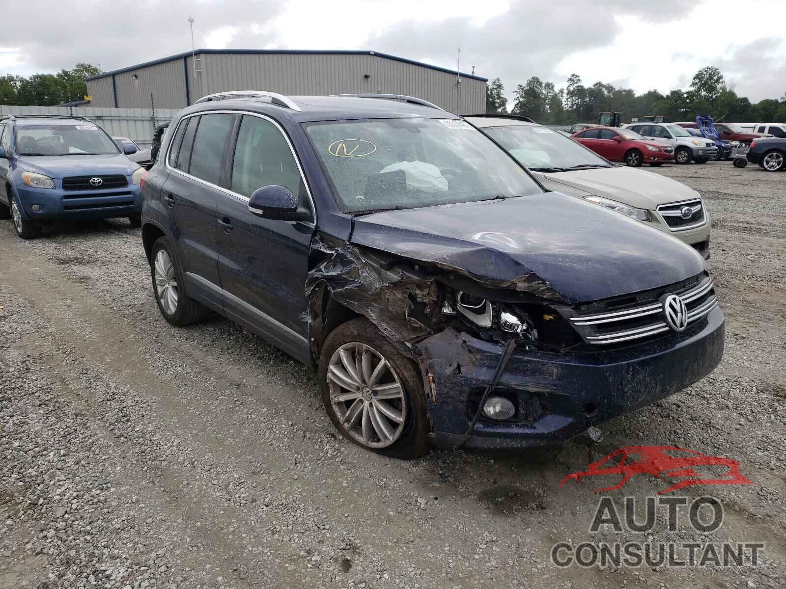 VOLKSWAGEN TIGUAN 2016 - WVGAV7AX7GW601127