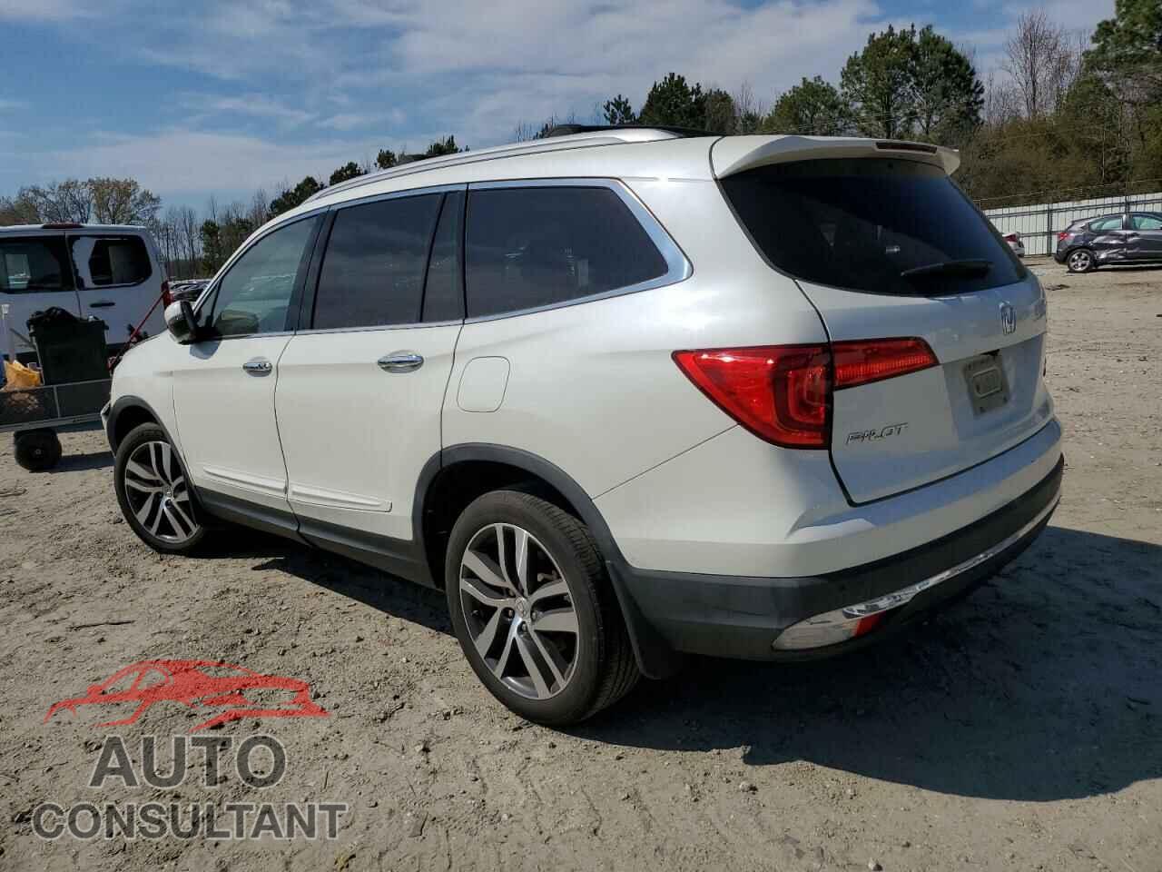 HONDA PILOT 2017 - 5FNYF6H08HB063420
