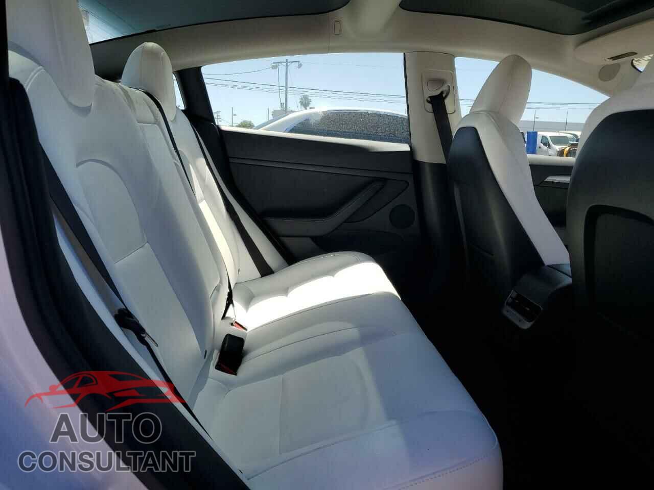 TESLA MODEL 3 2023 - 5YJ3E1EA8PF580695