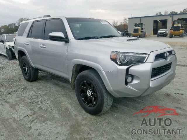 TOYOTA 4RUNNER SR 2018 - JTEBU5JR6J5583925