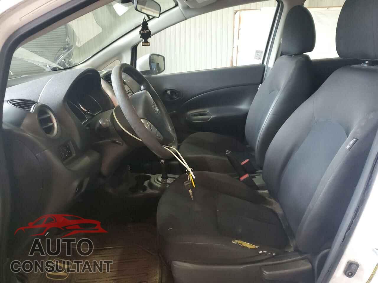 NISSAN VERSA 2017 - 3N1CE2CP3HL358200
