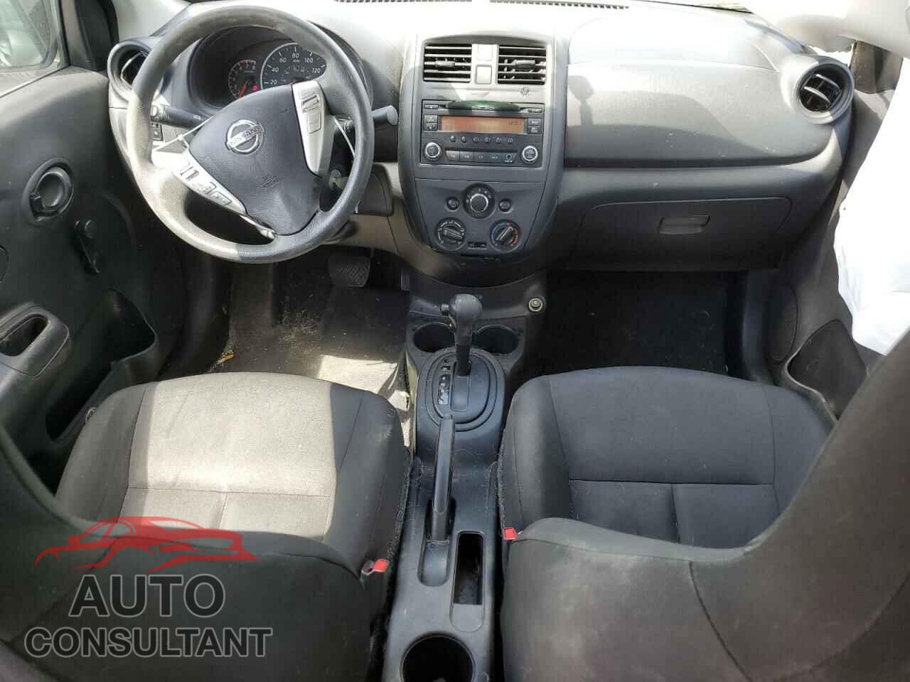 NISSAN VERSA 2017 - 3N1CN7AP3HL856218