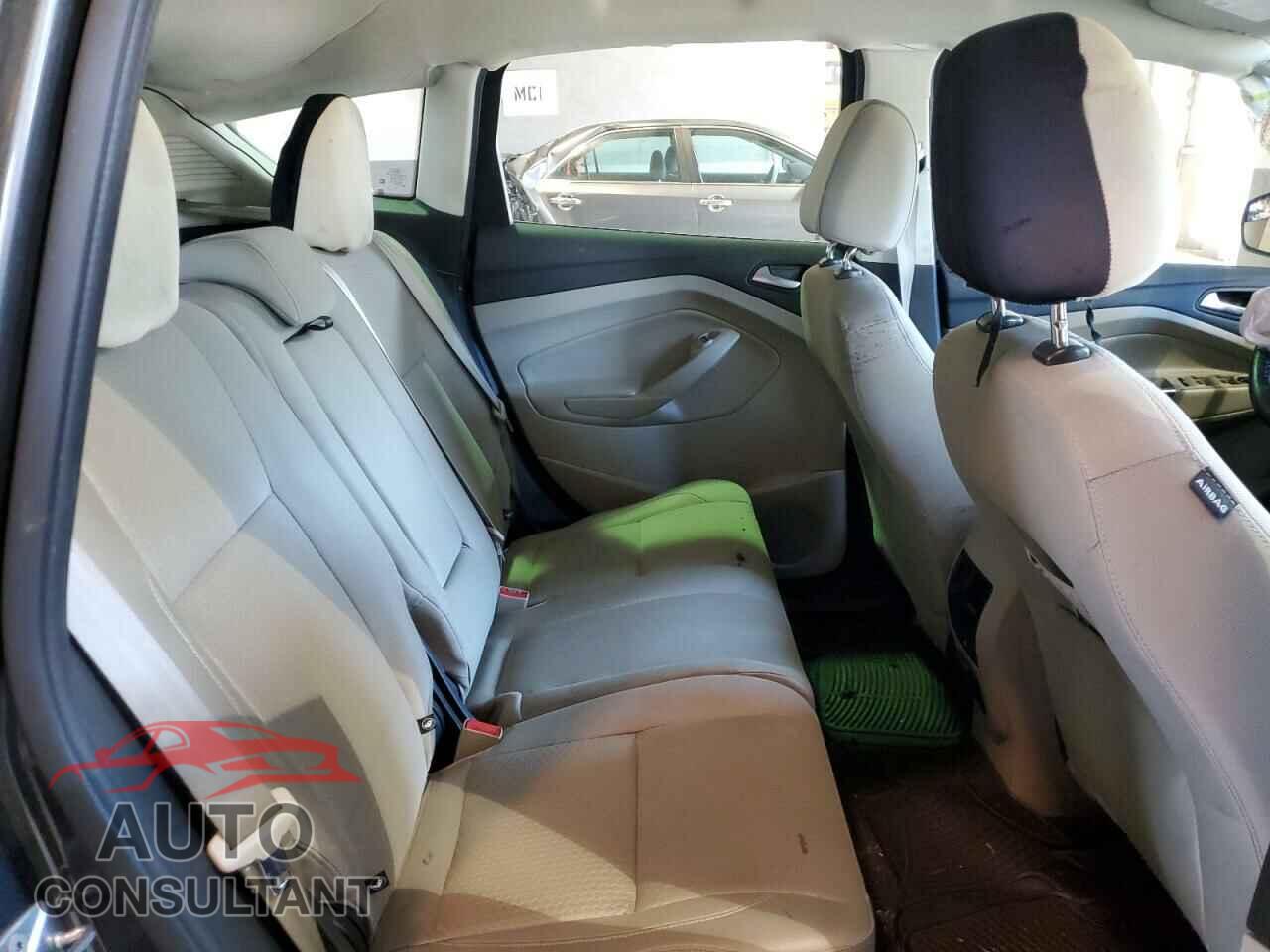 FORD CMAX 2017 - 1FADP5AU6HL118582