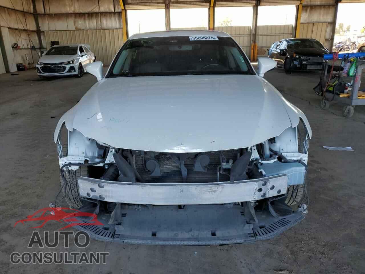 LEXUS IS 2016 - JTHBA1D23G5036543