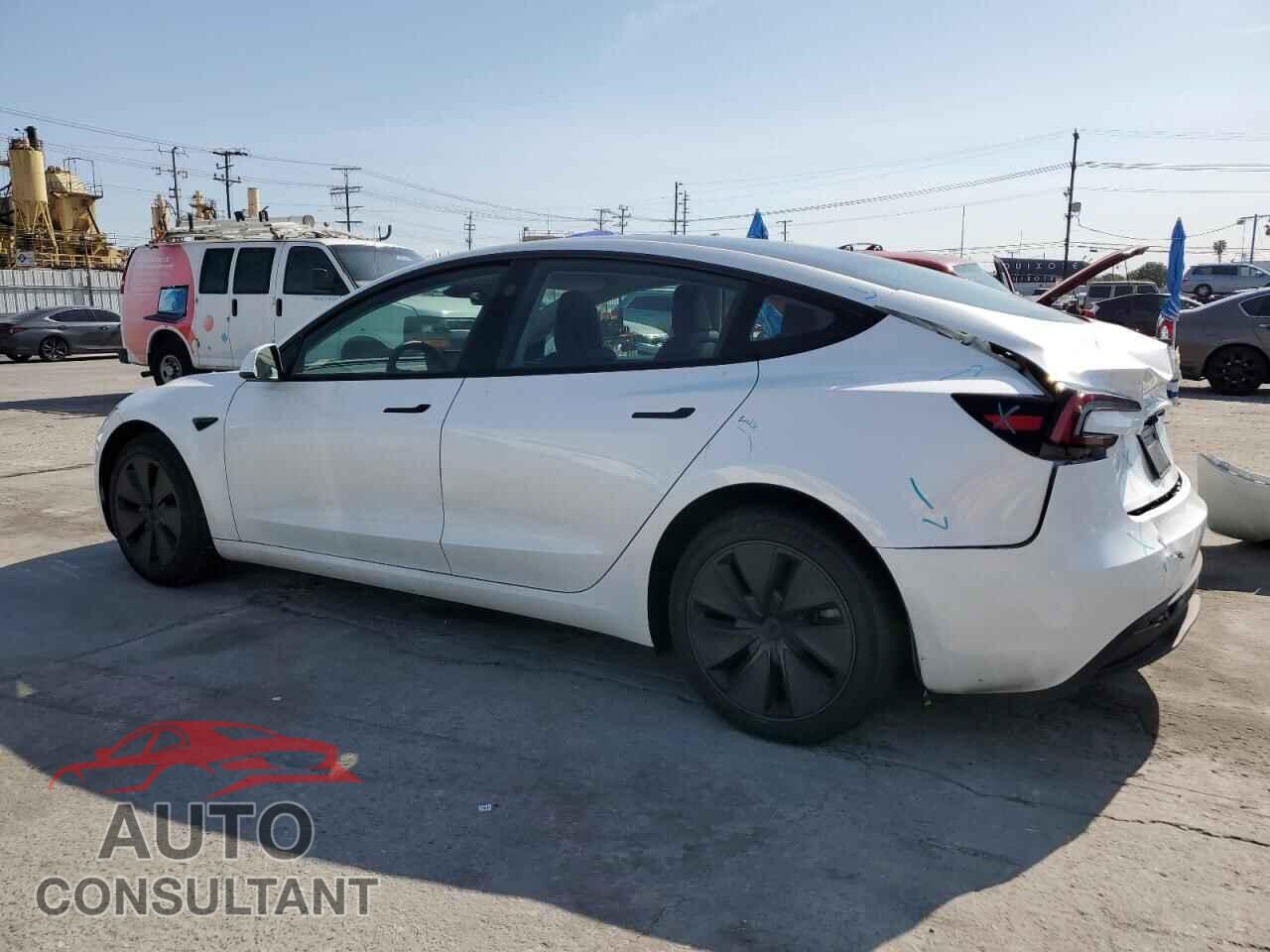 TESLA MODEL 3 2024 - 5YJ3E1EA5RF863817
