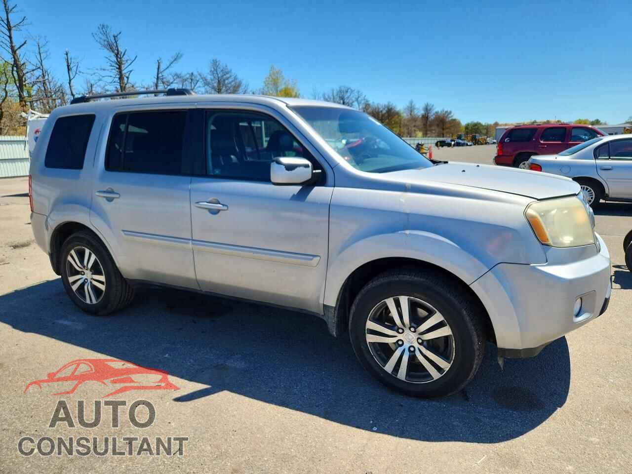 HONDA PILOT 2011 - 5FNYF4H5XBB062938