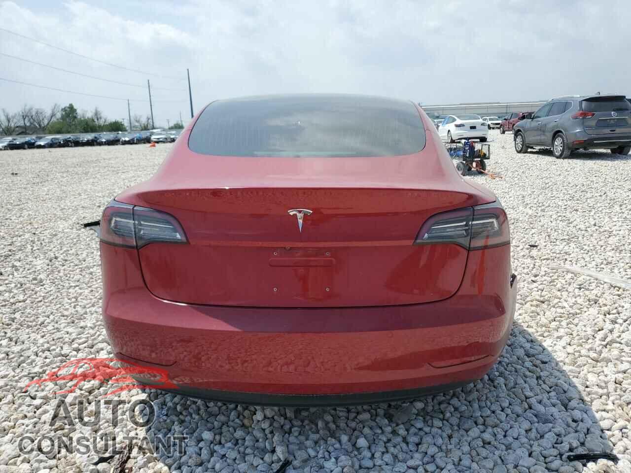 TESLA MODEL 3 2018 - 5YJ3E1EA5JF048117