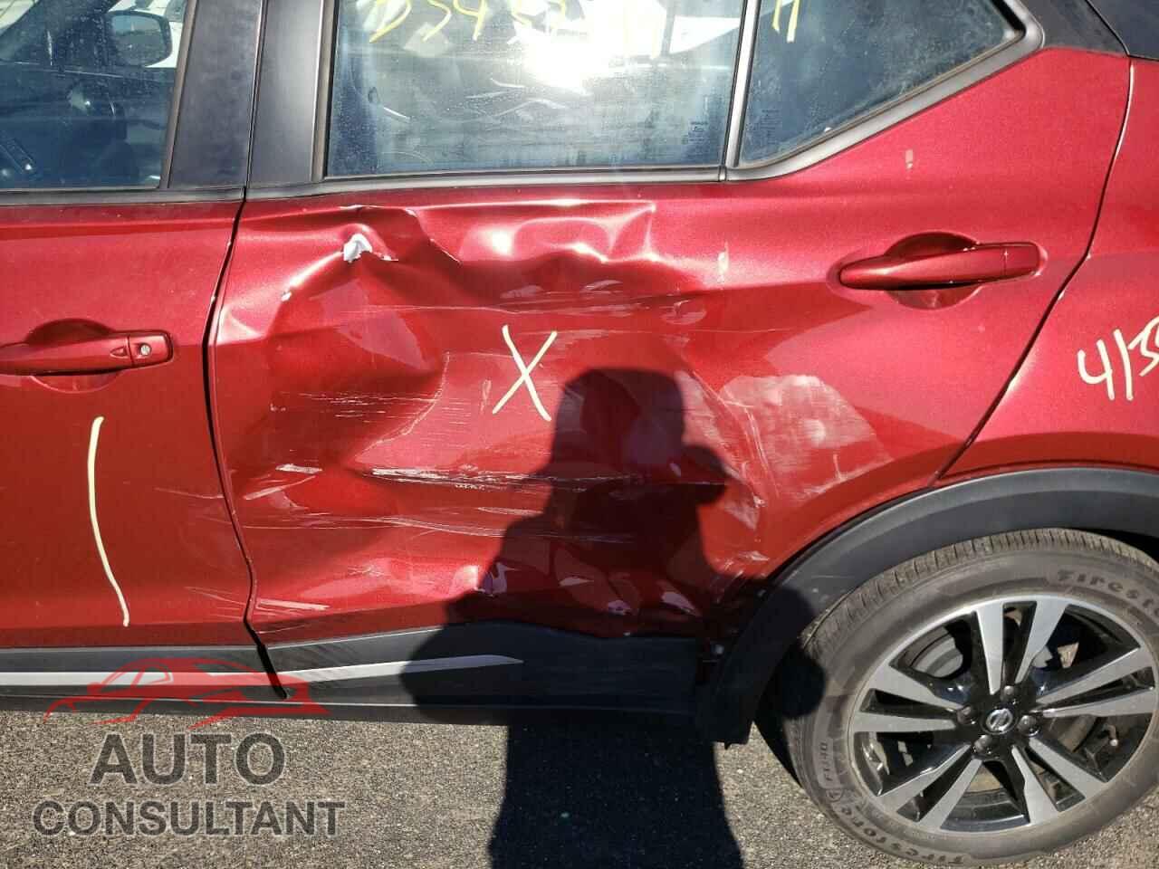 NISSAN KICKS 2019 - 3N1CP5CU3KL530377