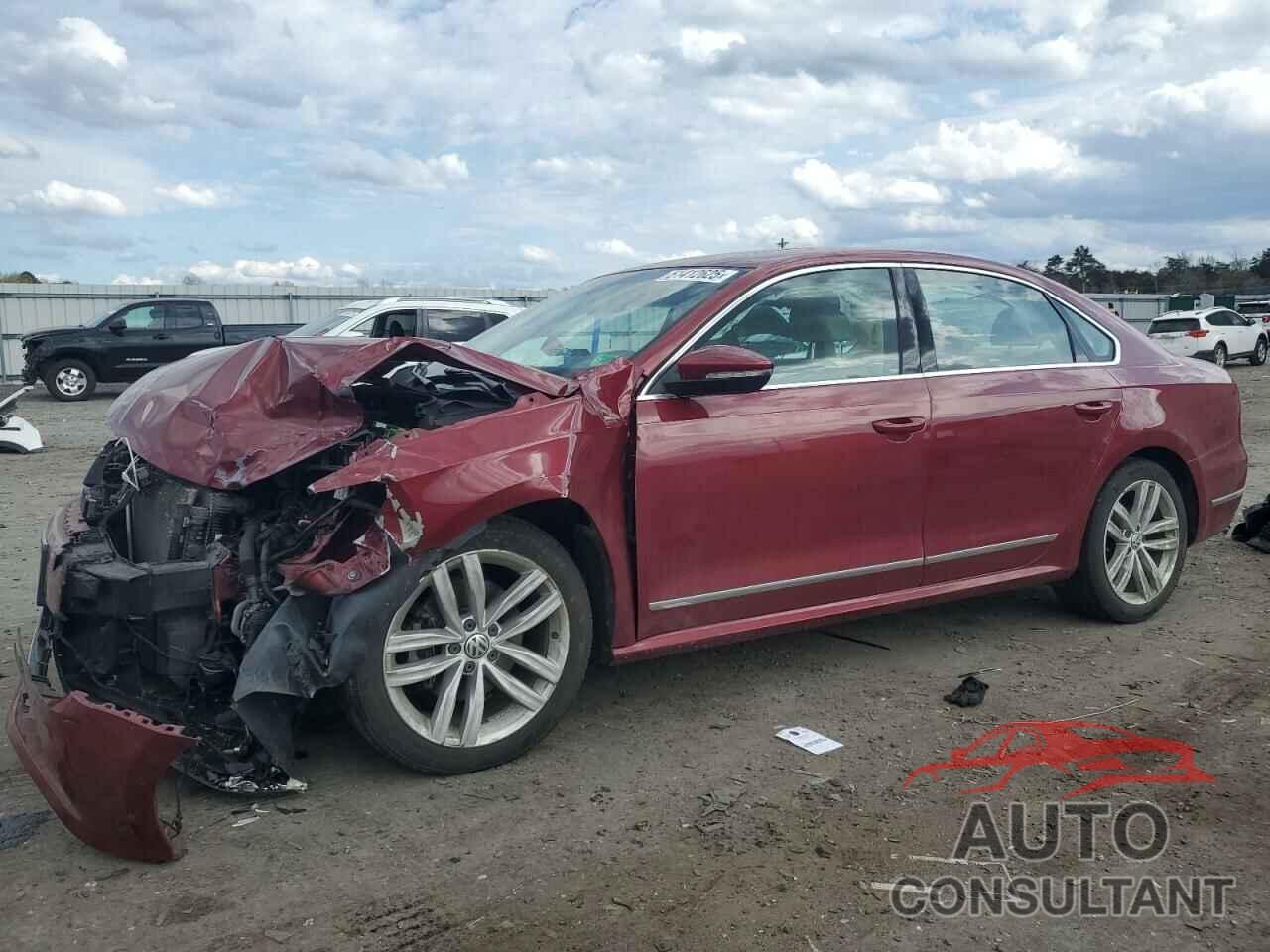 VOLKSWAGEN PASSAT 2018 - 1VWCA7A32JC050536