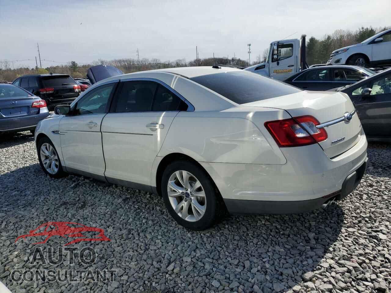 FORD TAURUS 2011 - 1FAHP2EW2BG182405