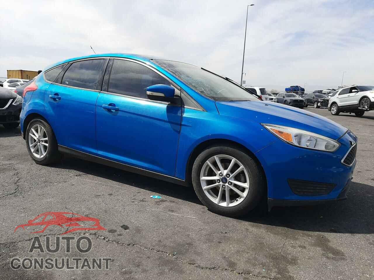 FORD FOCUS 2015 - 1FADP3K22FL385426
