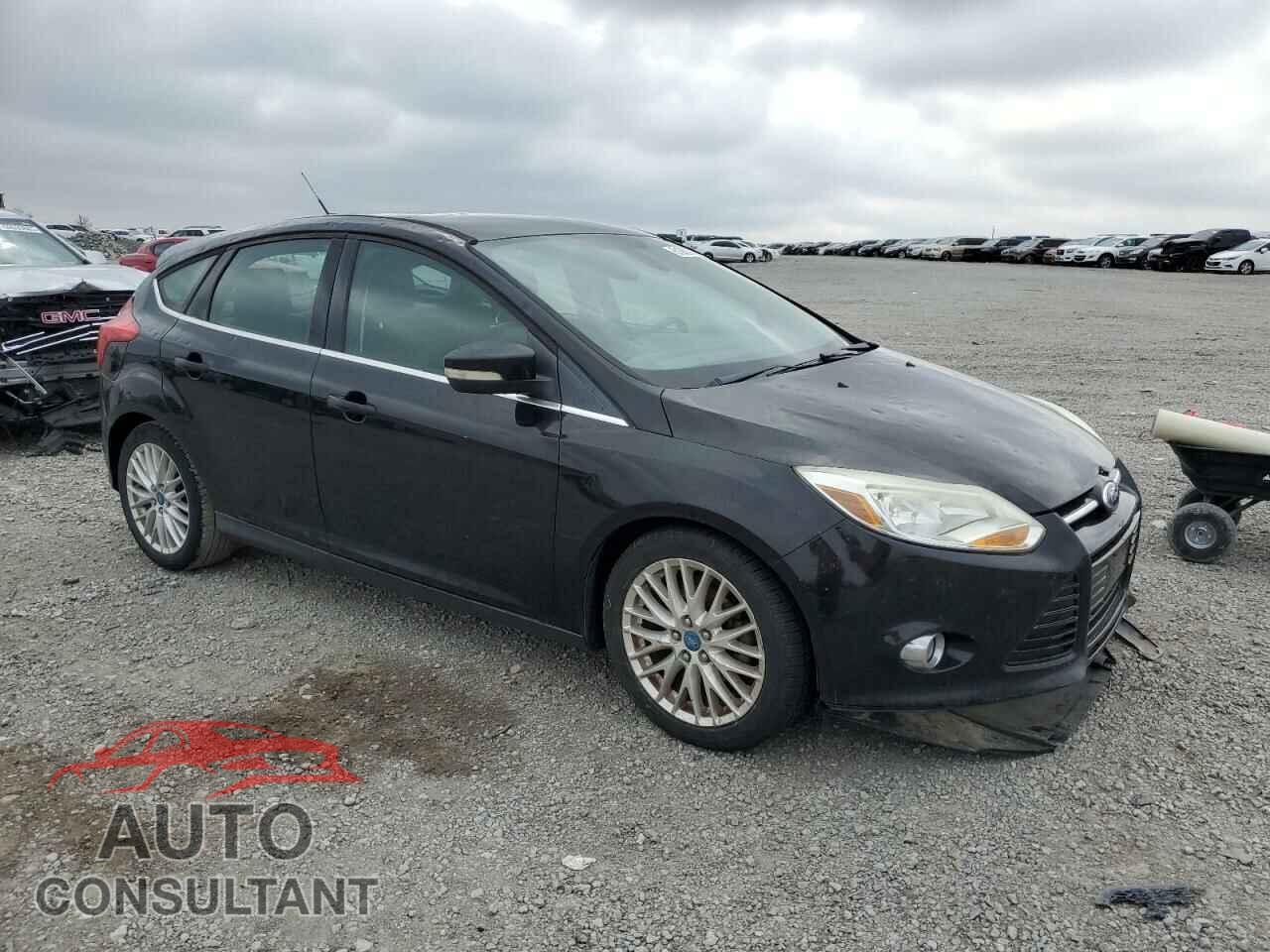 FORD FOCUS 2012 - 1FAHP3M24CL209262