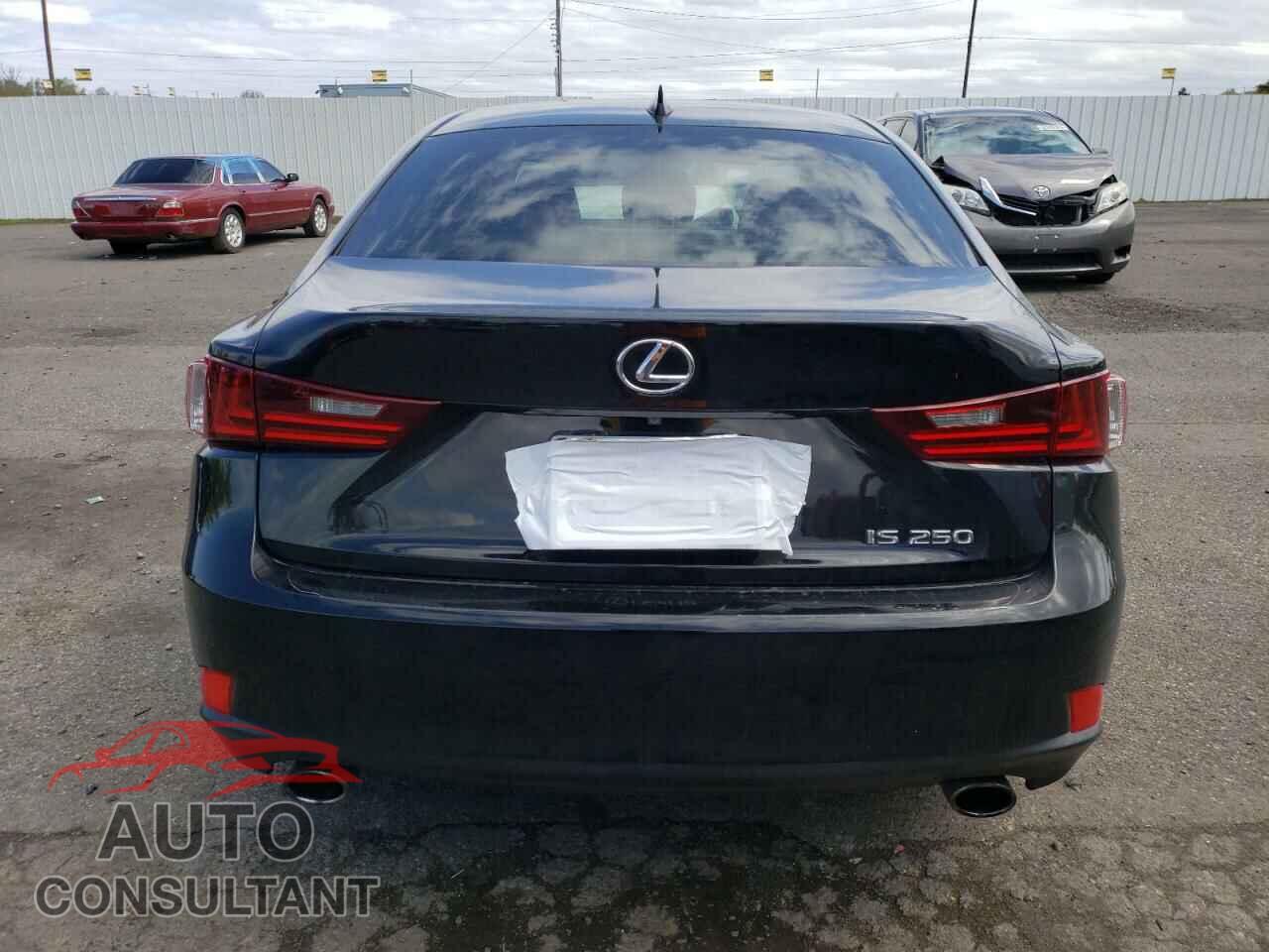 LEXUS IS 2014 - JTHBF1D24E5037134