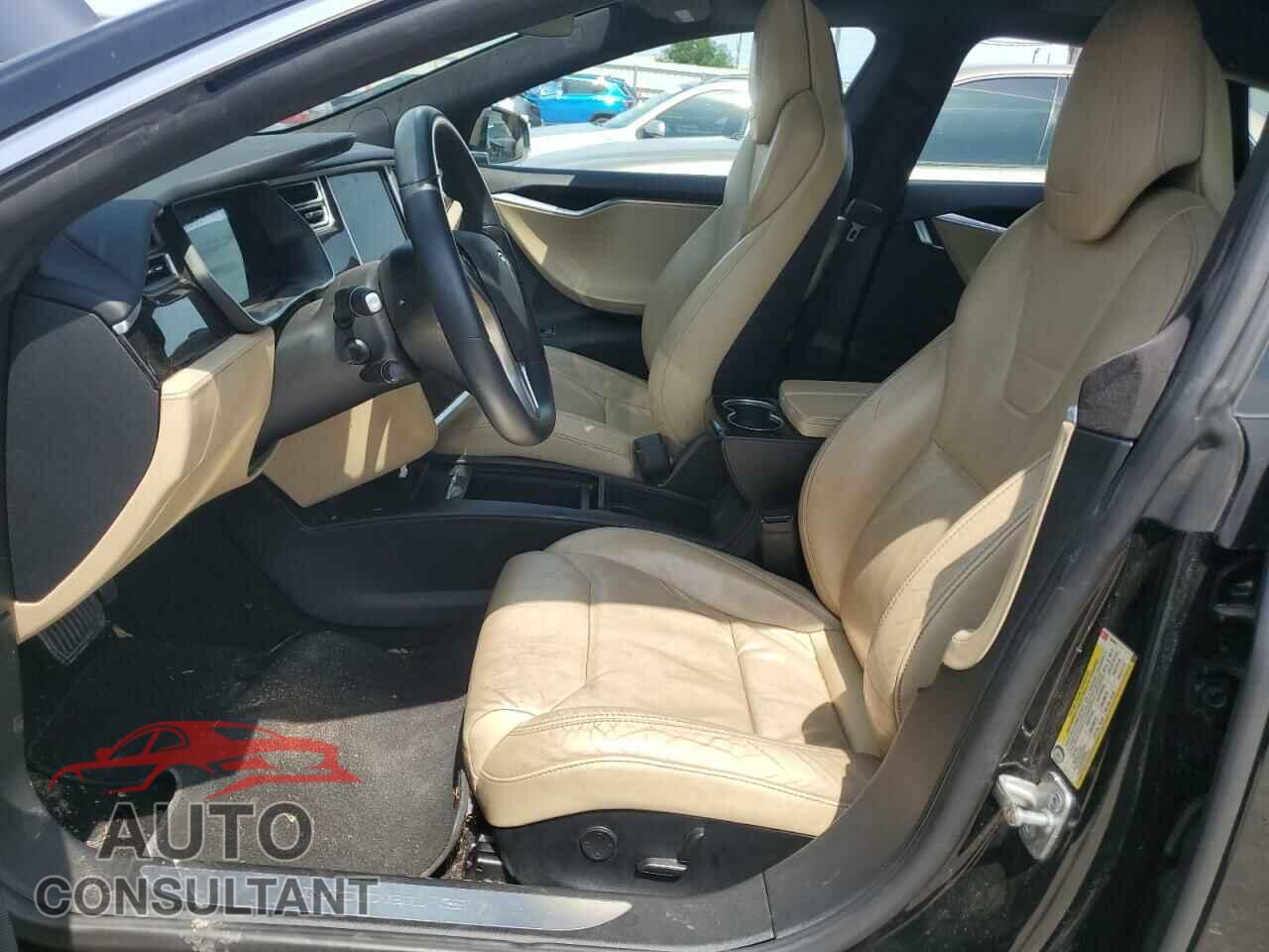 TESLA MODEL S 2017 - 5YJSA1E2XHF164942