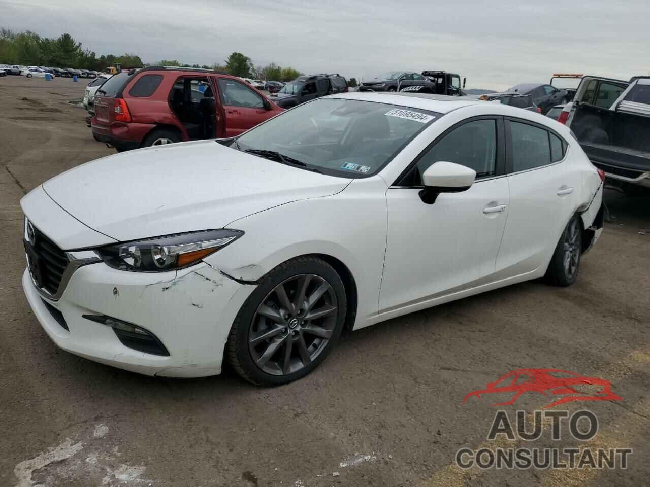 MAZDA 3 2018 - 3MZBN1L32JM167302