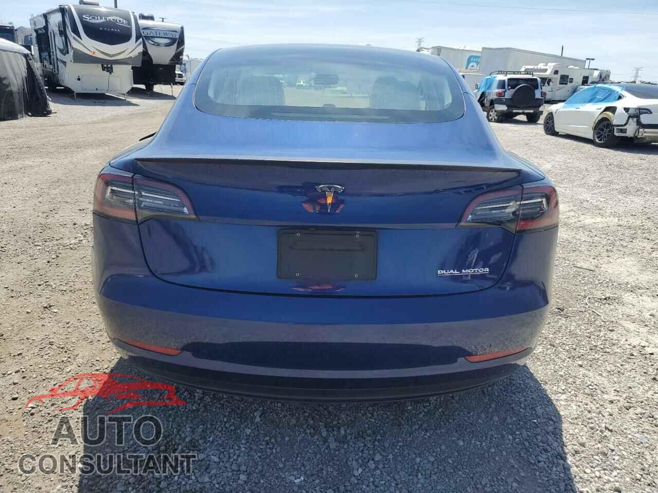 TESLA MODEL 3 2020 - 5YJ3E1EC1LF800237