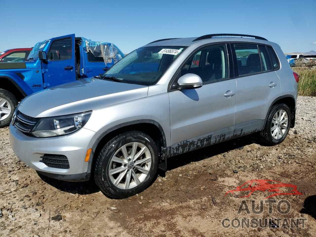 VOLKSWAGEN TIGUAN 2017 - WVGBV7AX3HK046173