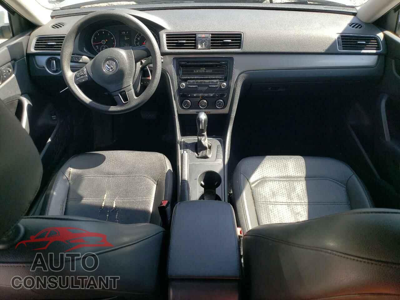 VOLKSWAGEN PASSAT 2013 - 1VWAP7A37DC133728