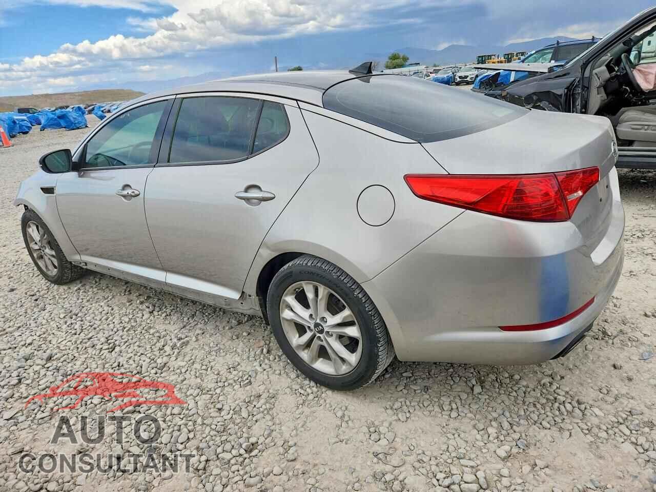 KIA OPTIMA 2011 - KNAGN4A79B5100278