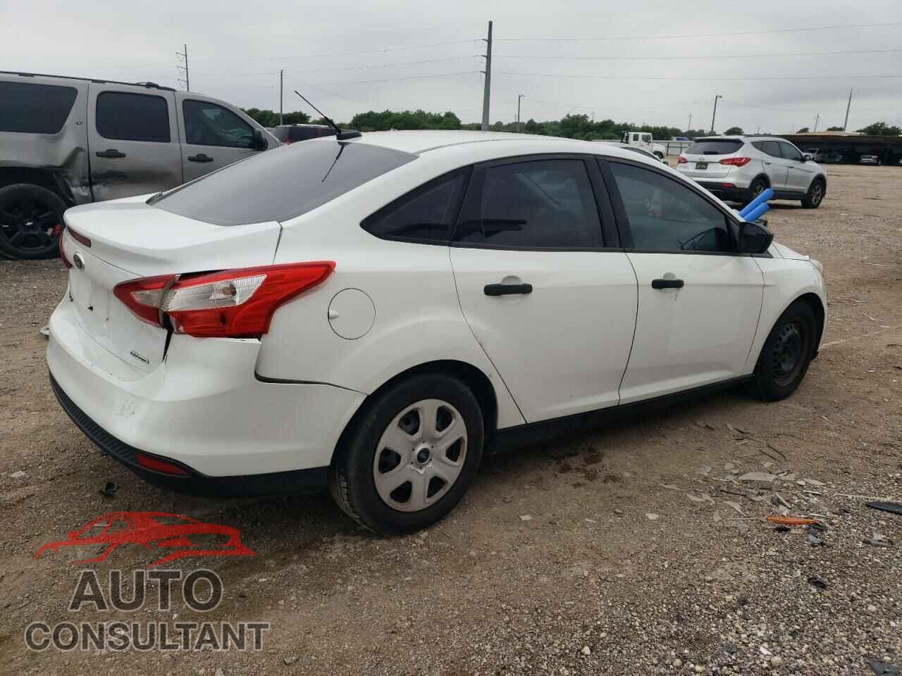 FORD FOCUS 2013 - 1FADP3E29DL139370