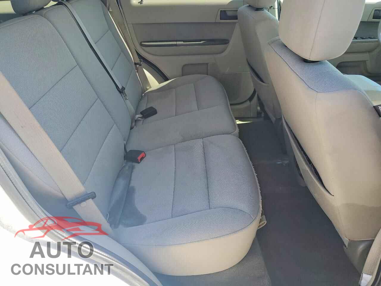 FORD ESCAPE 2011 - 1FMCU0D73BKB74771