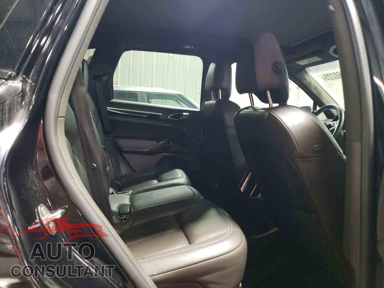 PORSCHE CAYENNE 2016 - WP1AA2A20GLA05428