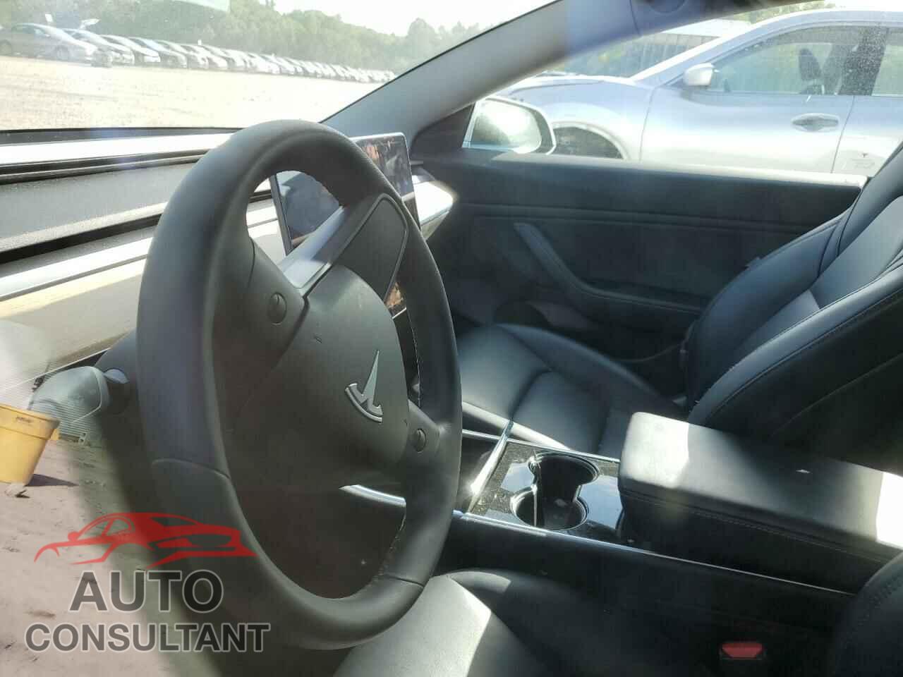 TESLA MODEL 3 2020 - 5YJ3E1EB6LF521020