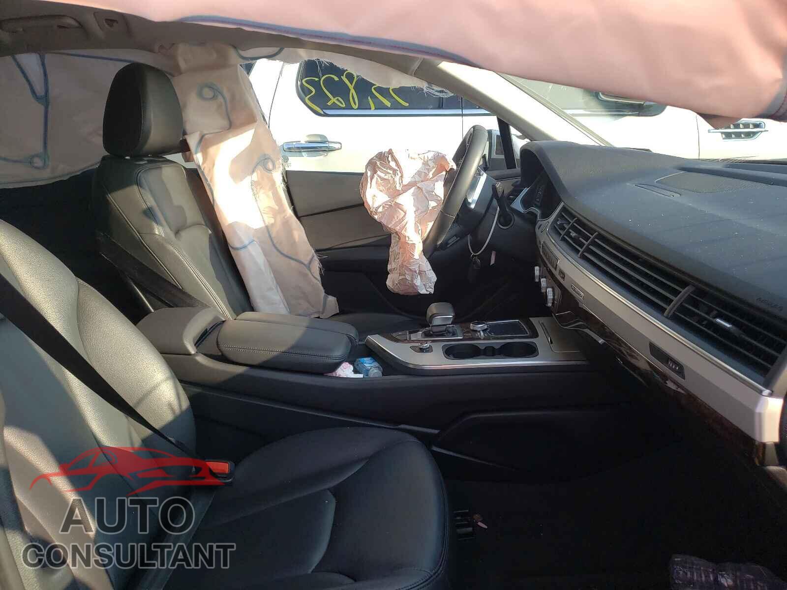 AUDI Q7 2017 - WA1LHAF74HD054352