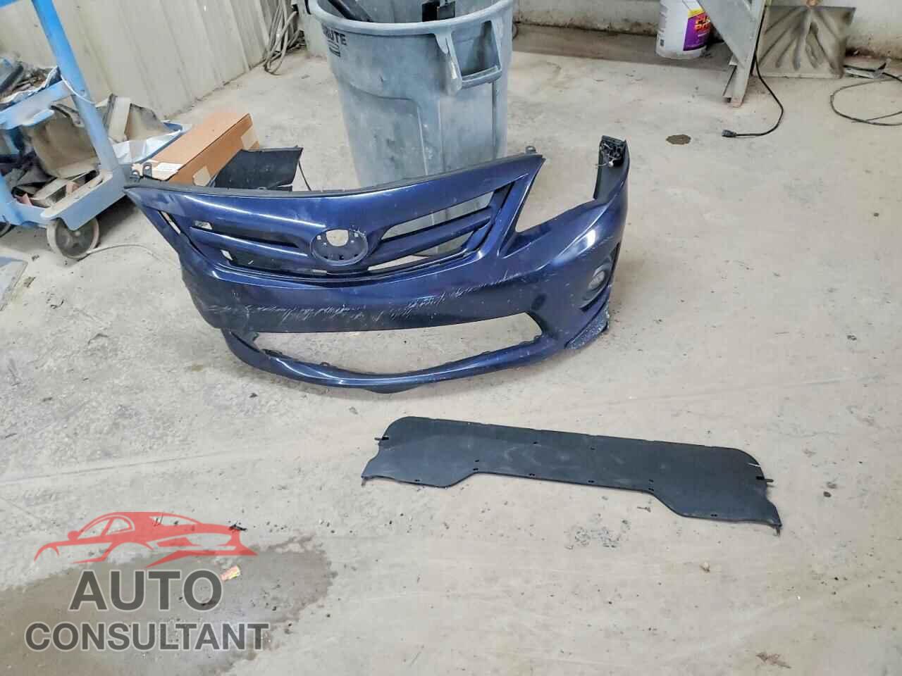 TOYOTA COROLLA 2011 - 2T1BU4EE1BC724653