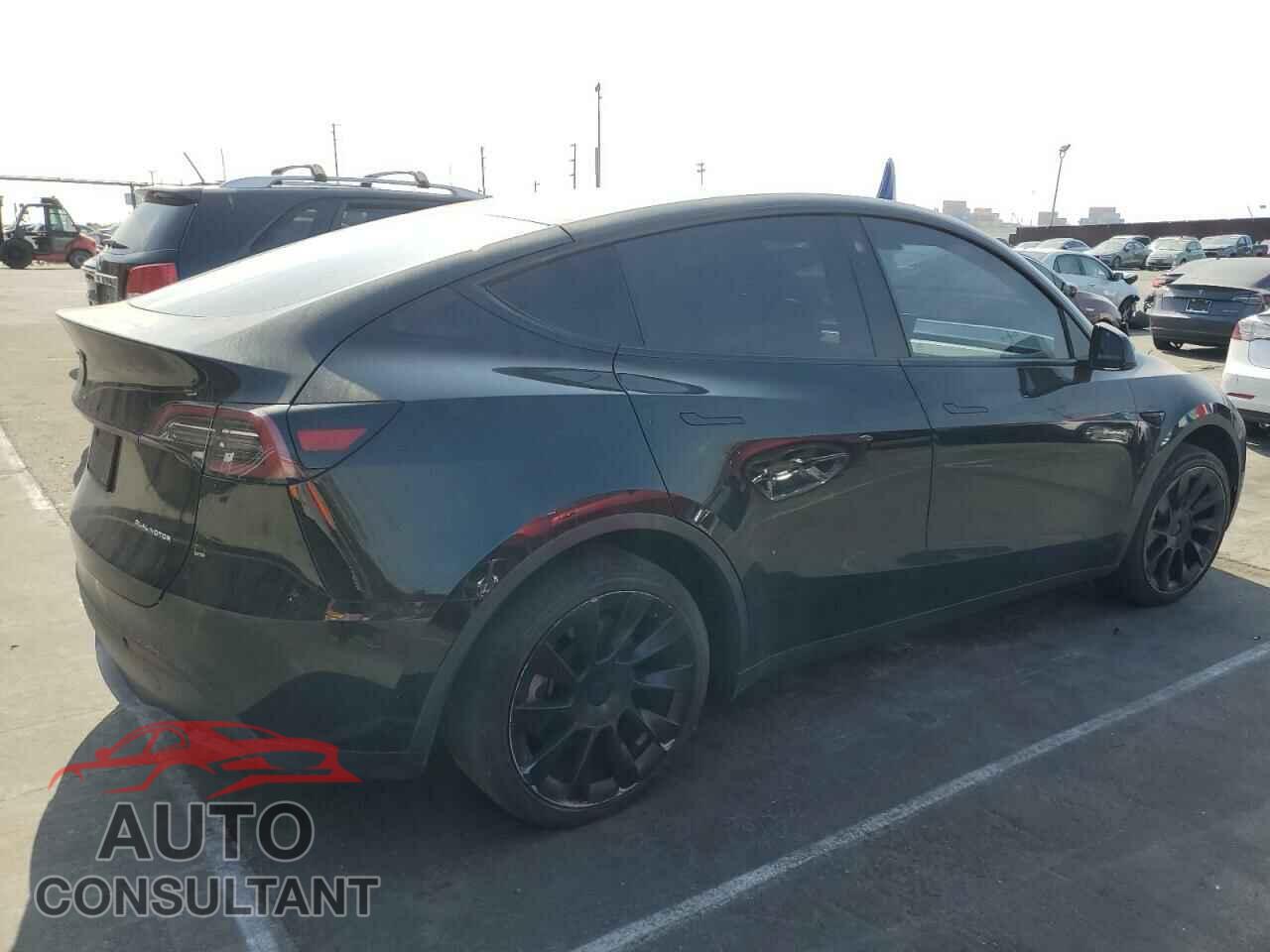 TESLA MODEL Y 2021 - 5YJYGDEE5MF282363