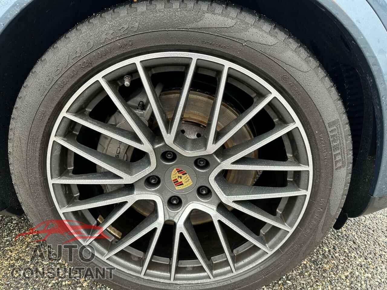 PORSCHE CAYENNE 2019 - WP1AB2AY2KDA61391