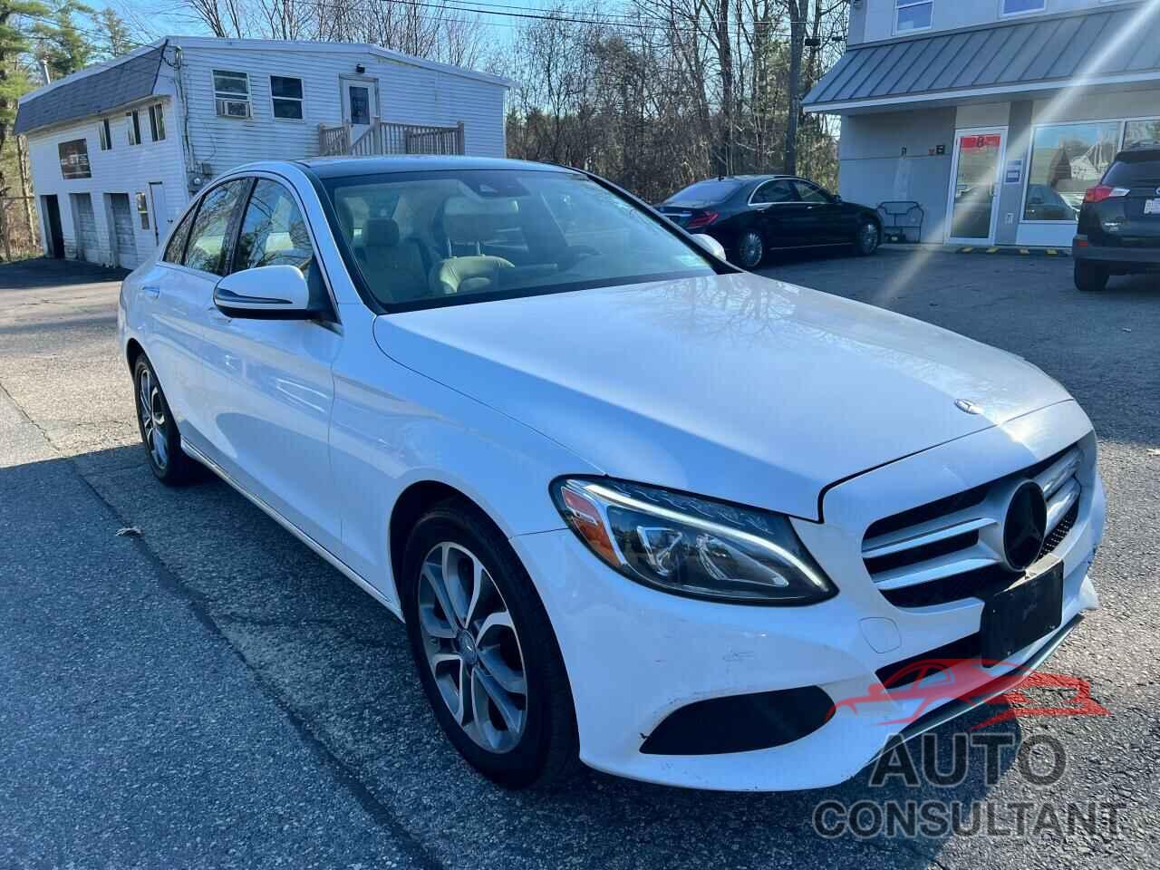 MERCEDES-BENZ C-CLASS 2016 - 55SWF4KB1GU139949