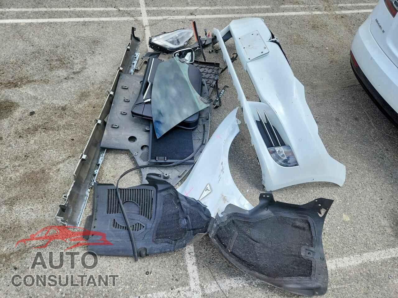 TESLA MODEL S 2016 - 5YJSA1E23GF155286