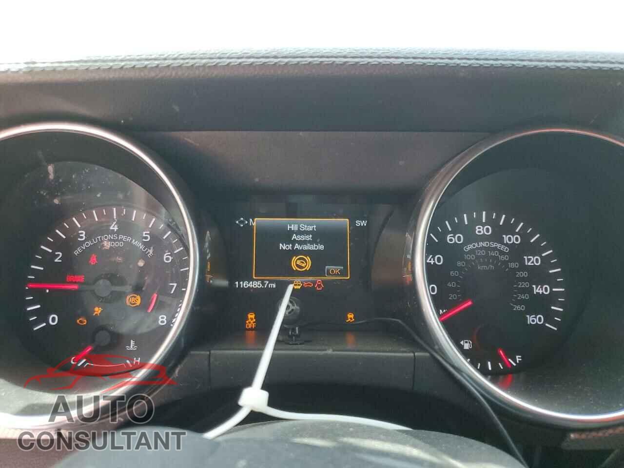 FORD MUSTANG 2018 - 1FA6P8CF8J5121504
