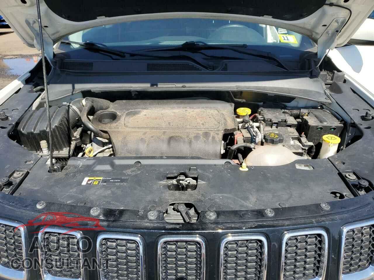 JEEP COMPASS 2018 - 3C4NJDBB1JT332106
